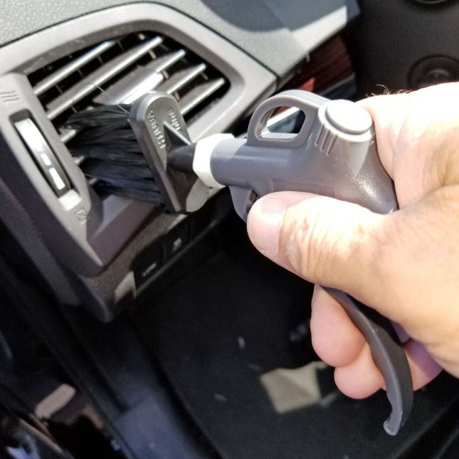 AIR GUN WITH BRUSH ATTACHMENT