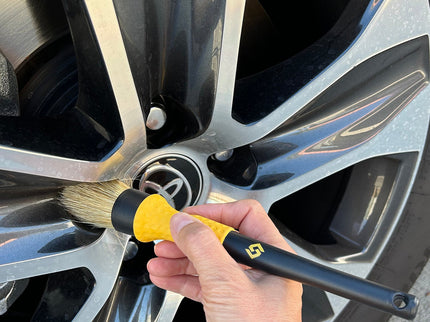 Bumble Bee Detailing Brush Set